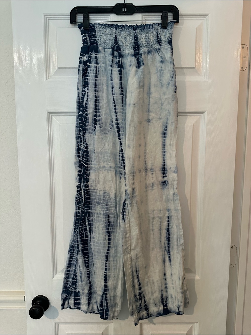 Bella Dahl Tie-Dye Wide Leg Pants in Navy and White